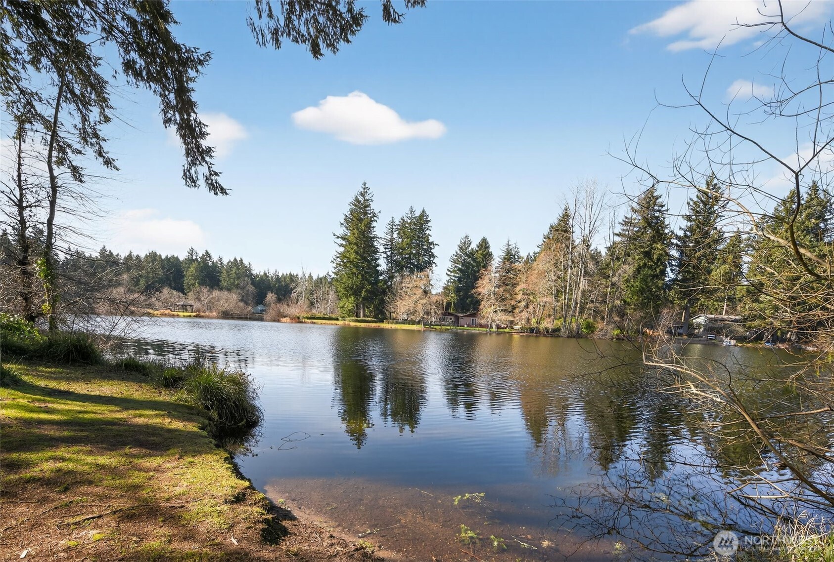 7511 Kittiwake Drive SE, Olympia, WA 98513