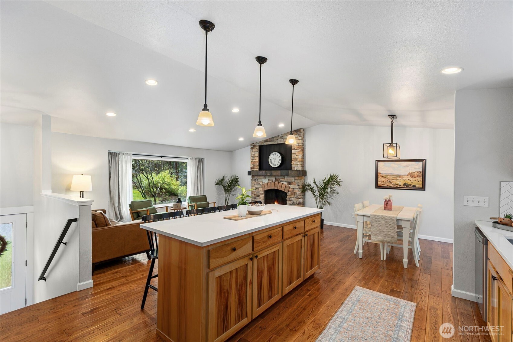 14004 52nd Avenue NW, Gig Harbor, WA 98332