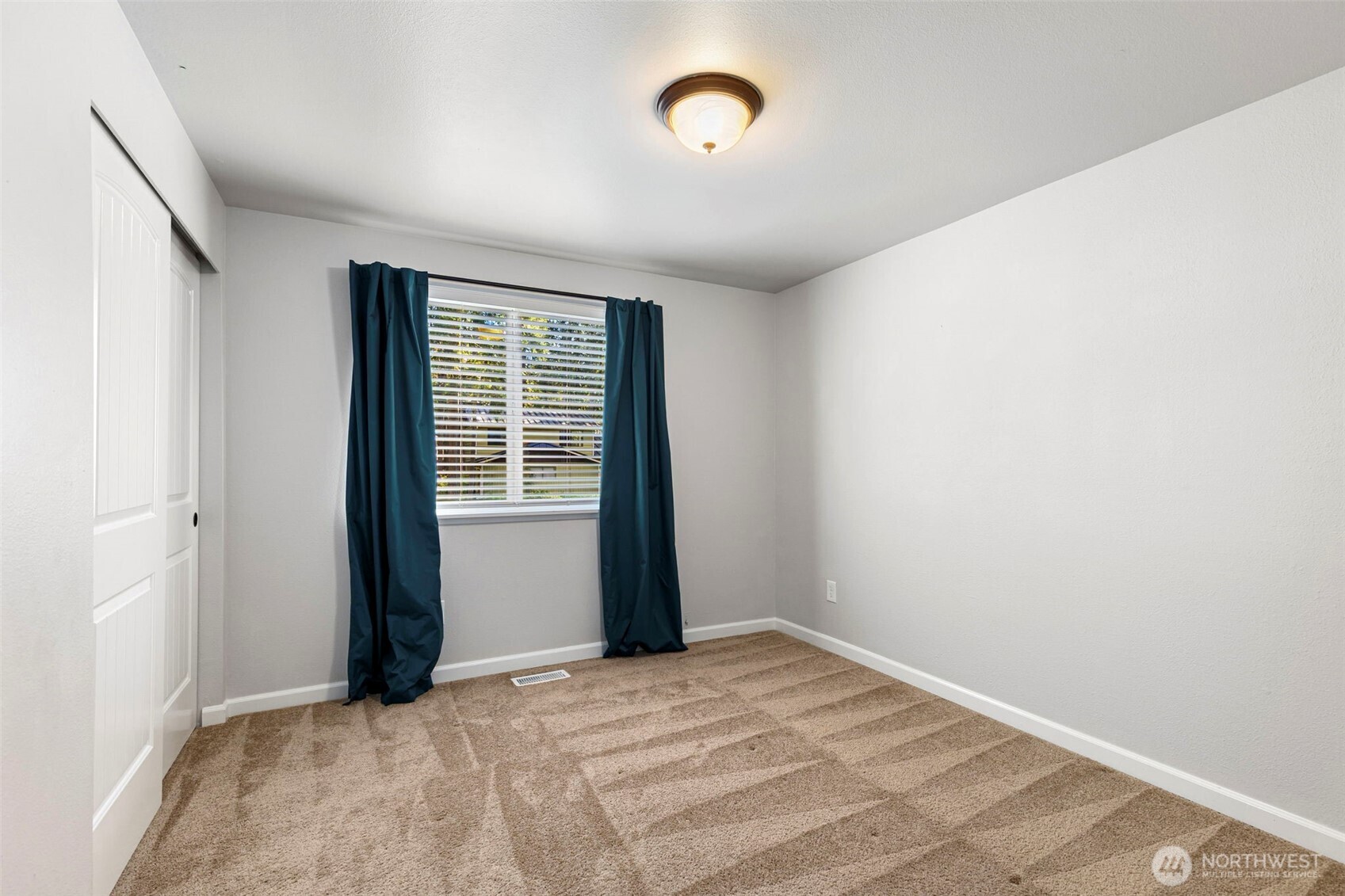 14004 52nd Avenue NW, Gig Harbor, WA 98332