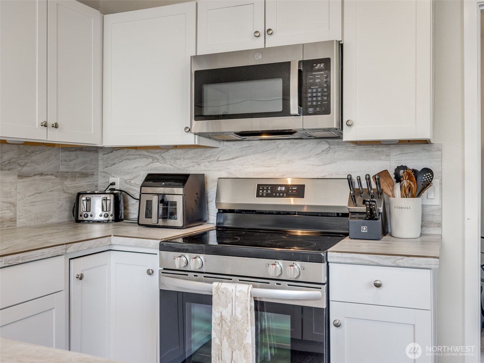 65 NW Shintaffer Street , Castle Rock, WA 98611