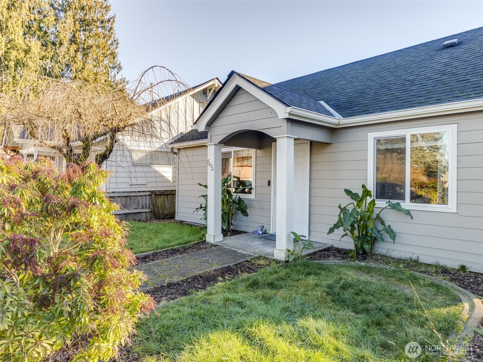 65 NW Shintaffer Street , Castle Rock, WA 98611