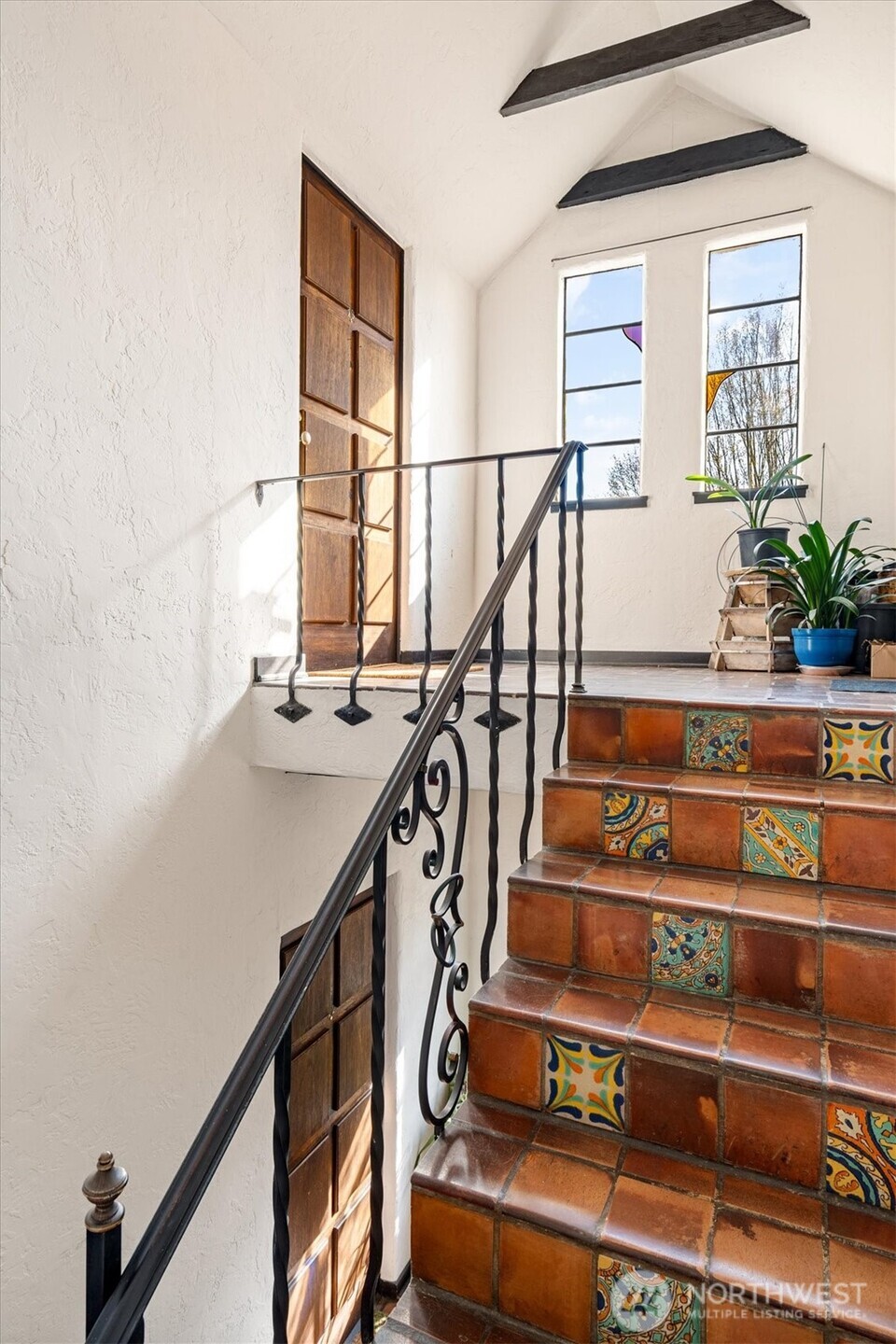 1106 NE 42nd #19, Seattle, WA 98105