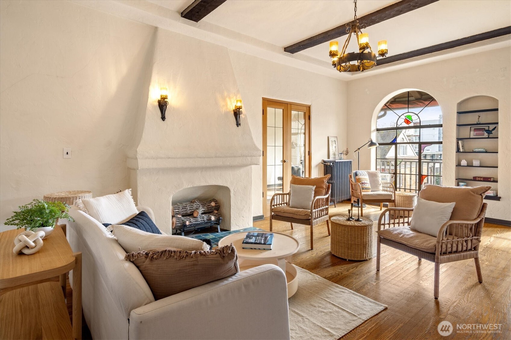 1106 NE 42nd #19, Seattle, WA 98105