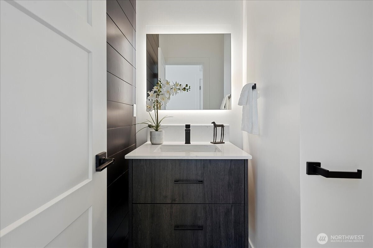 120 Skipping Stone Loop , Lynden, WA 98264