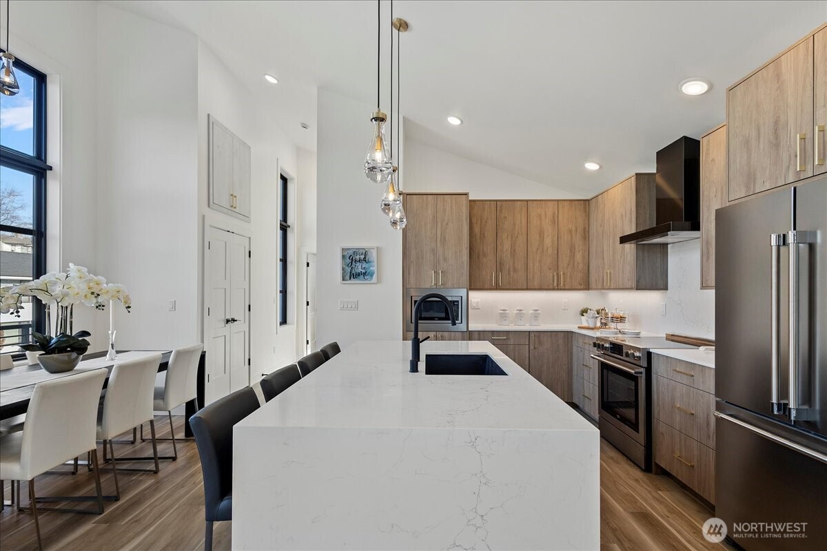 120 Skipping Stone Loop , Lynden, WA 98264