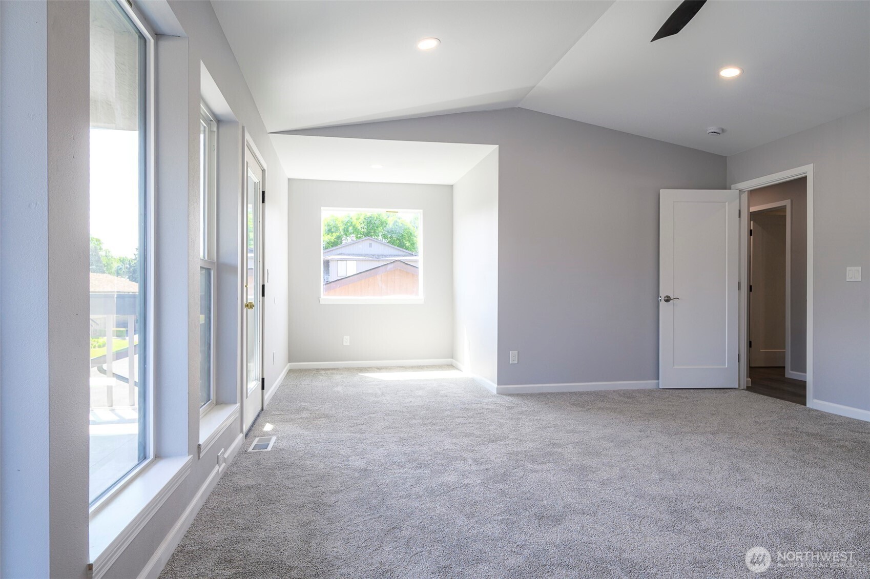 3 Burning Tree Drive #3, Yakima, WA 98902