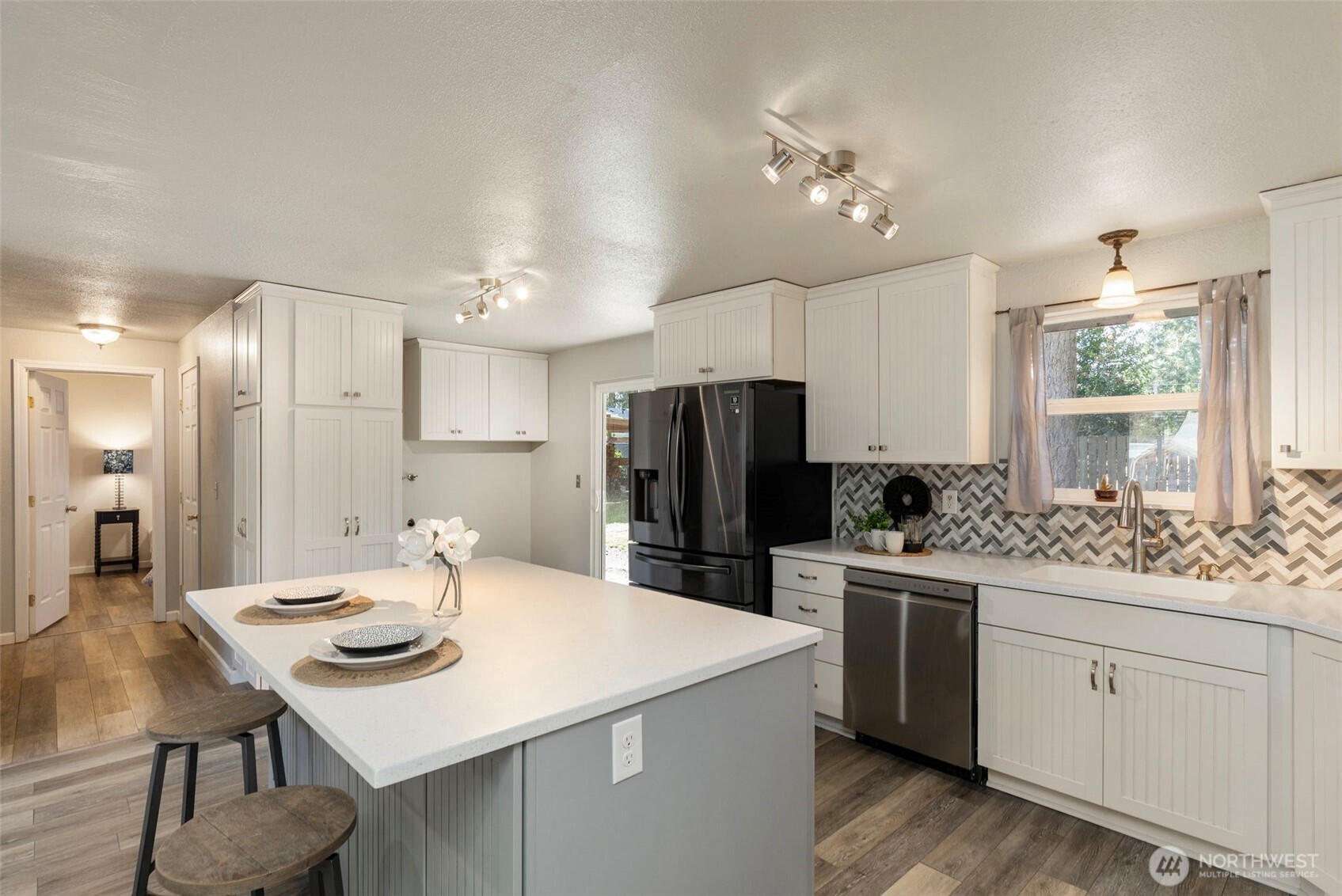 11708 Elder Avenue SW, Port Orchard, WA 98367