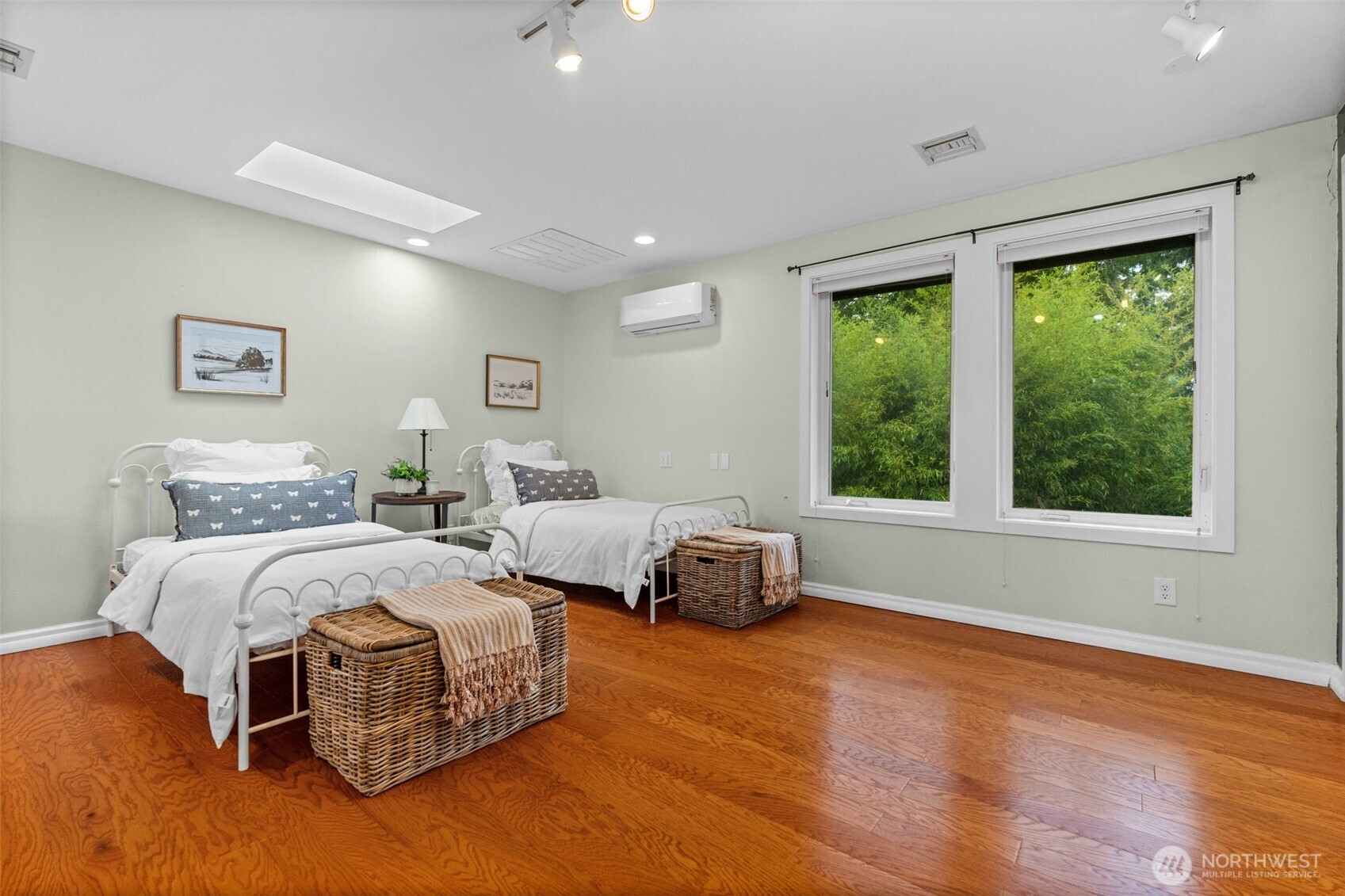 225 3rd Court , Fox Island, WA 98333-9705