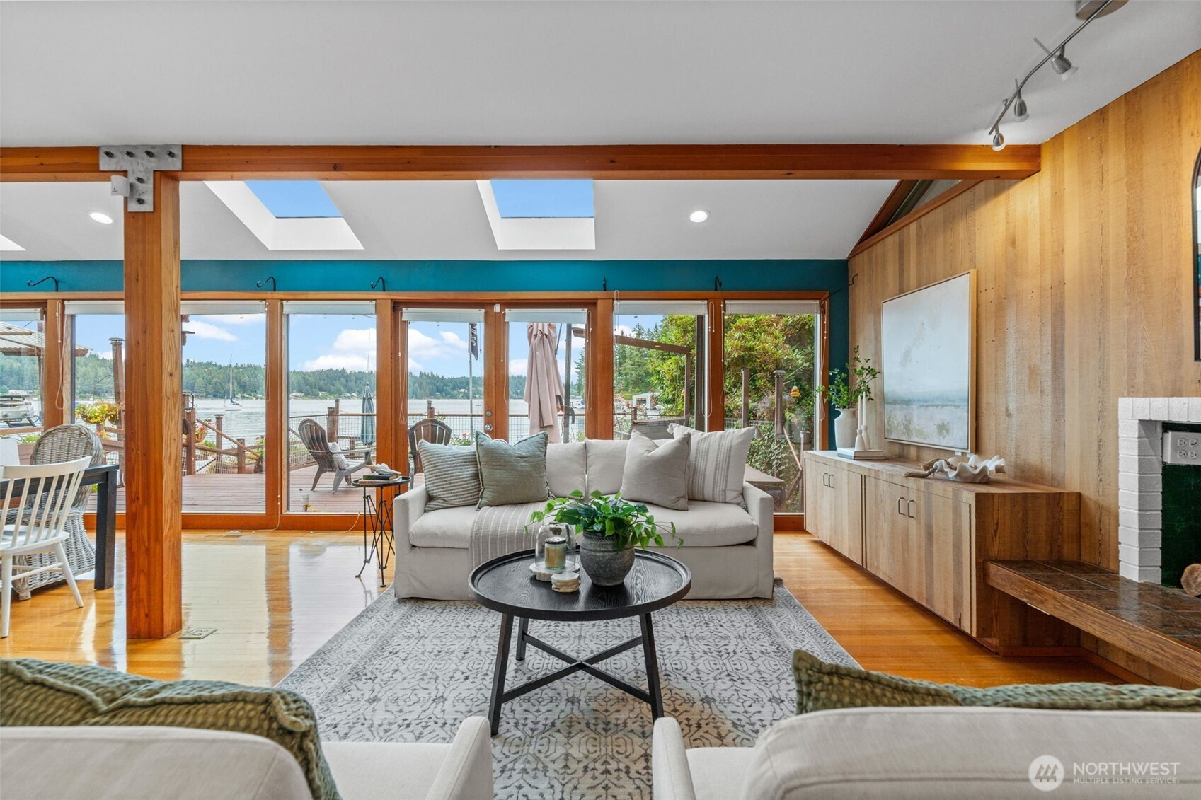 225 3rd Court , Fox Island, WA 98333-9705