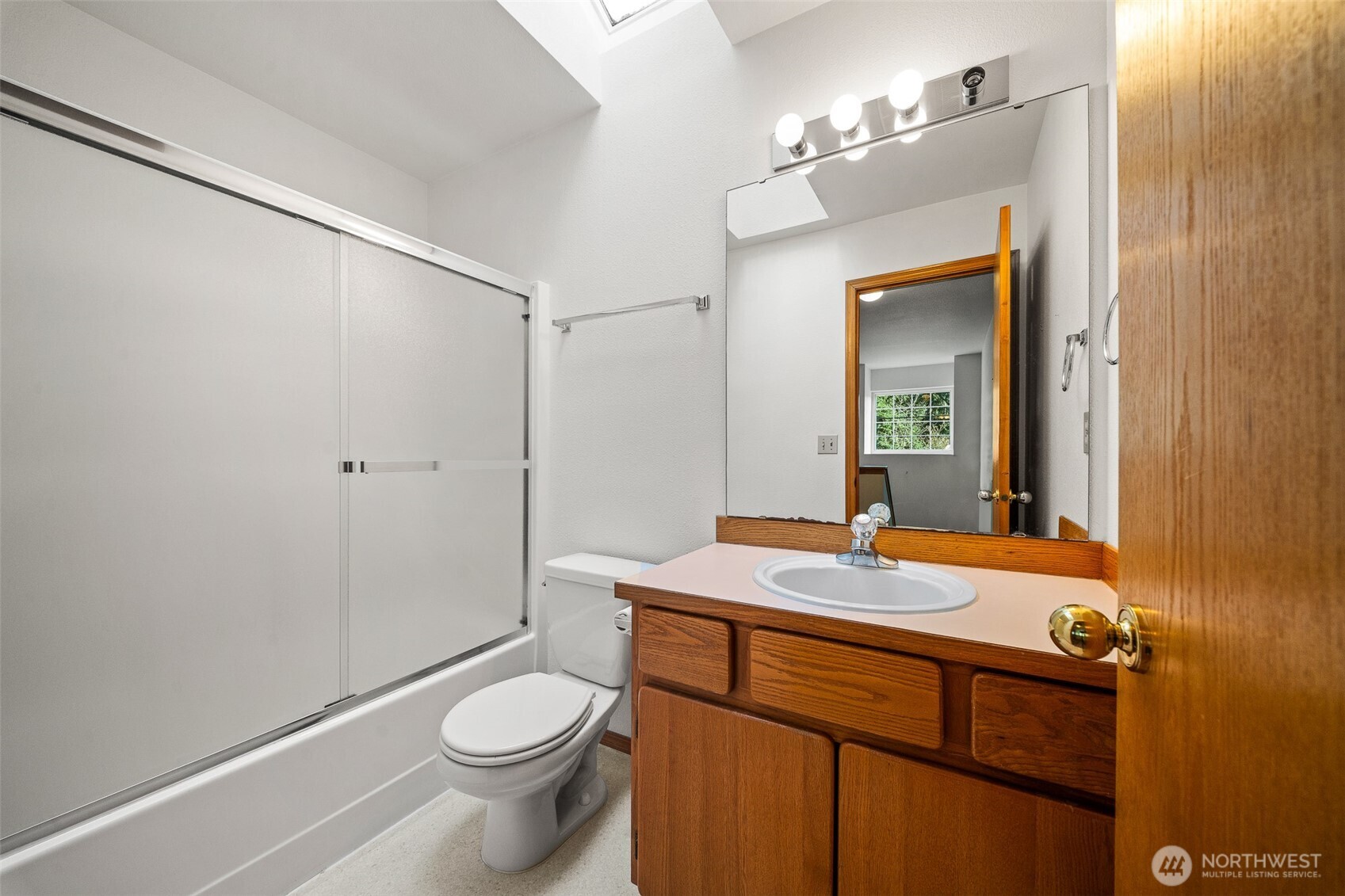 16011 Spanaway Loop S, Spanaway, WA 98387