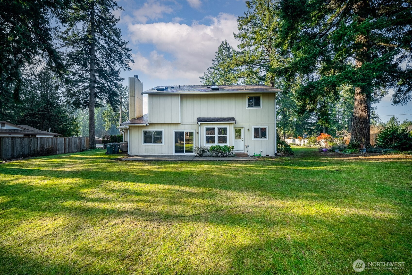 16011 Spanaway Loop S, Spanaway, WA 98387