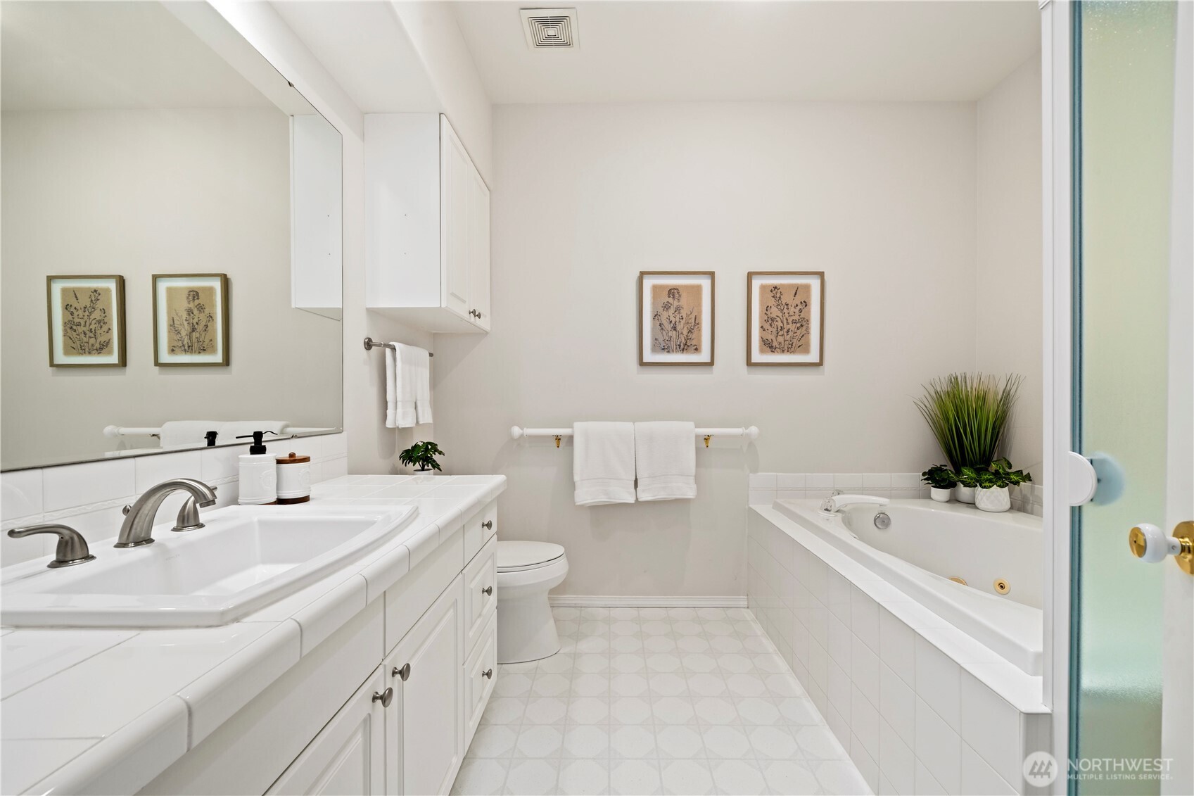 6910 51st Street Ct W #14A, University Place, WA 98467