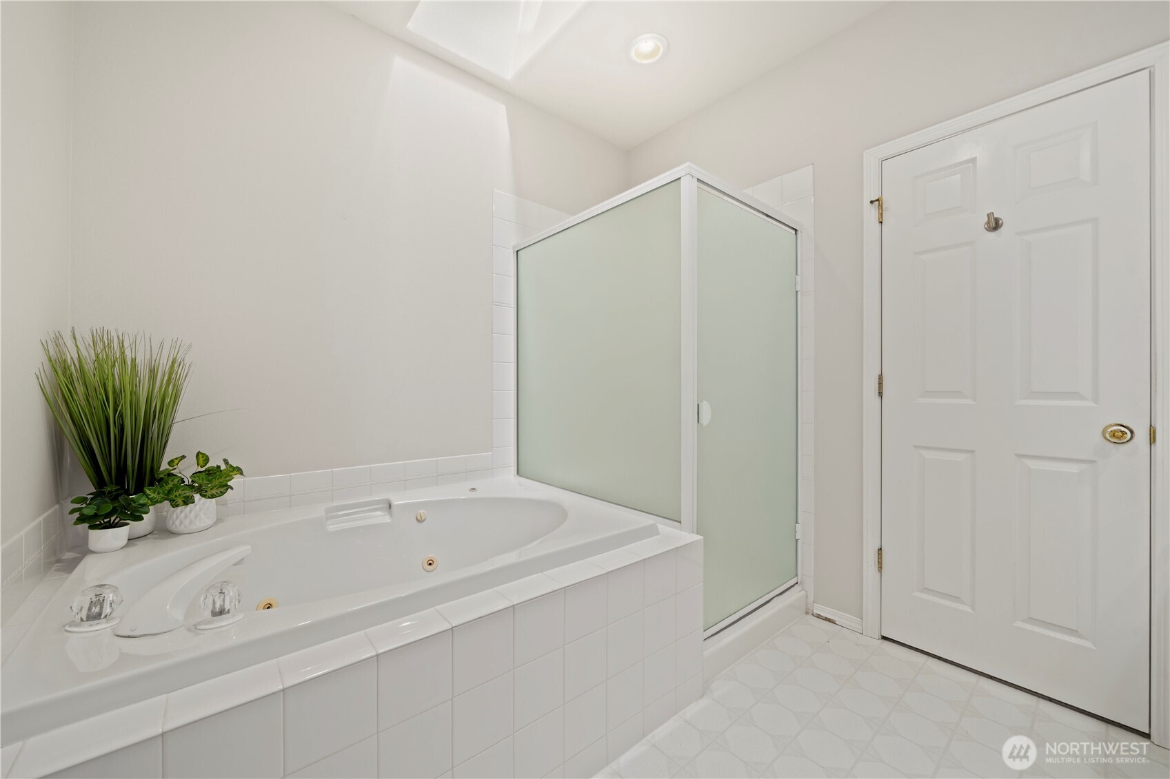 6910 51st Street Ct W #14A, University Place, WA 98467