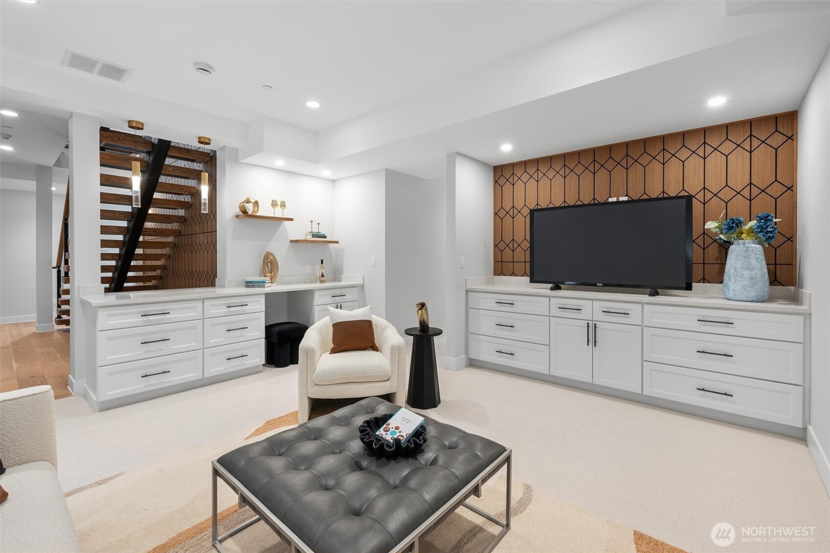 11921 90th Ave NE, Kirkland, WA 98034