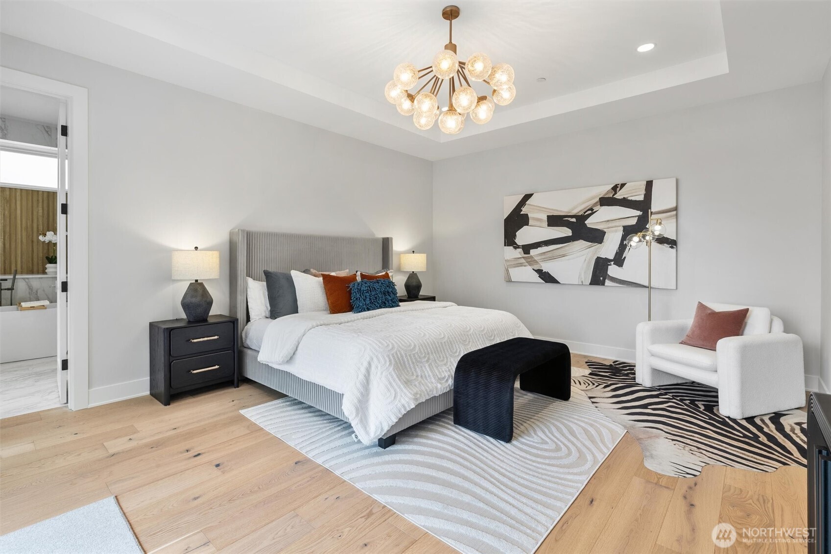 11921 90th Ave NE, Kirkland, WA 98034