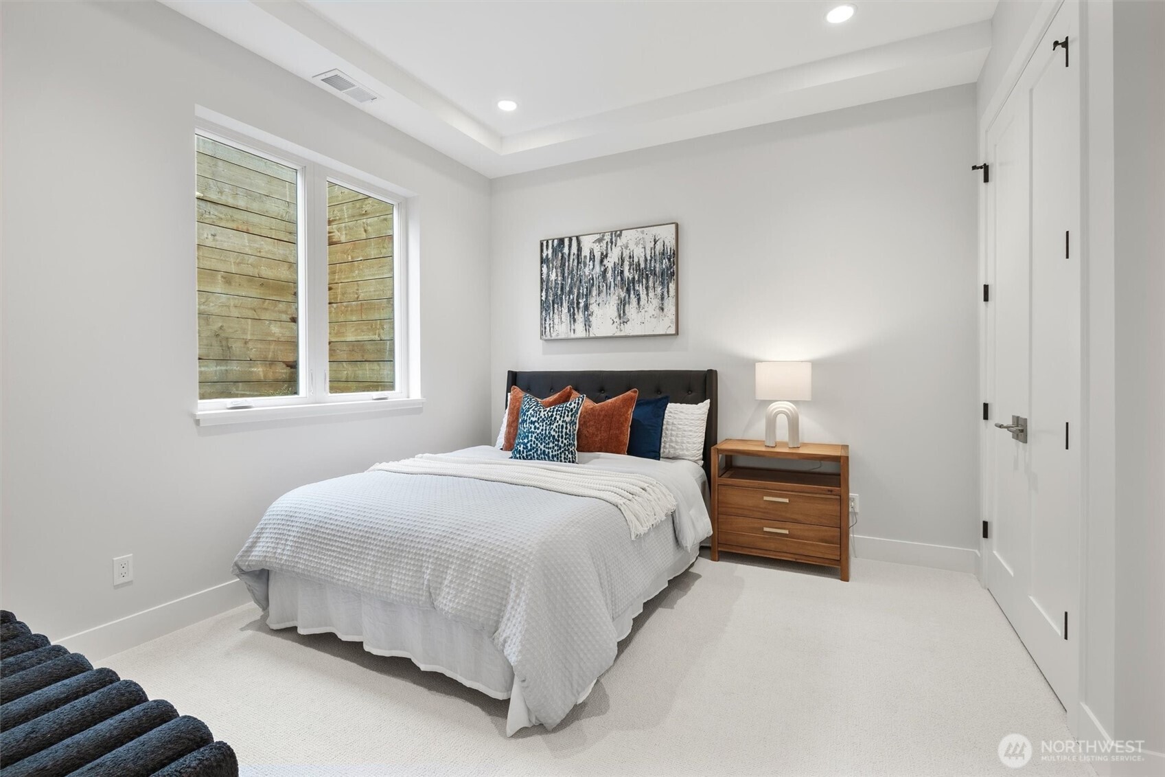 11921 90th Ave NE, Kirkland, WA 98034