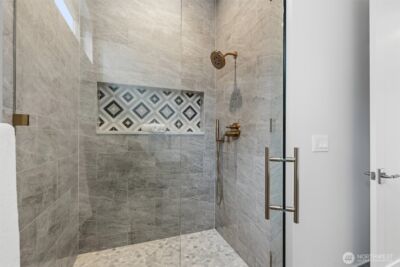 11921 90th Ave NE, Kirkland, WA 98034 - Photo 24