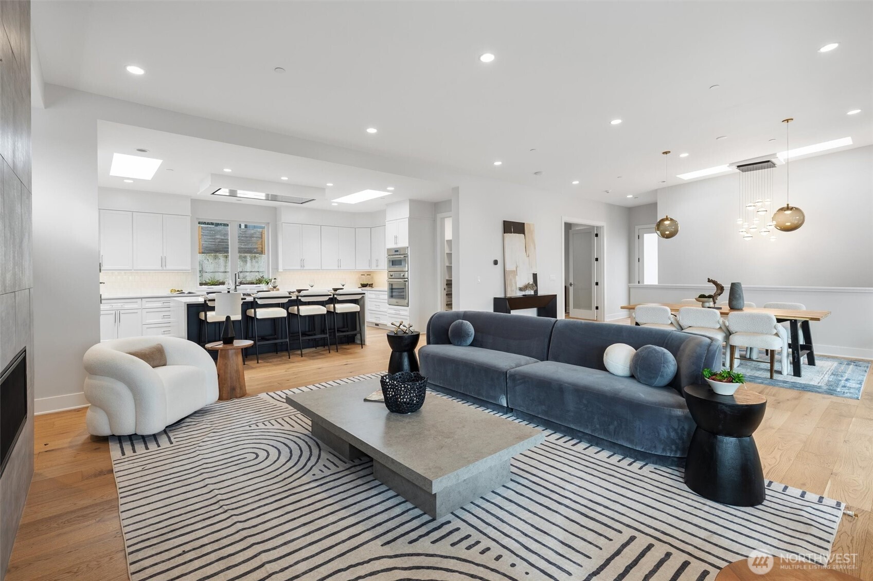 11921 90th Ave NE, Kirkland, WA 98034