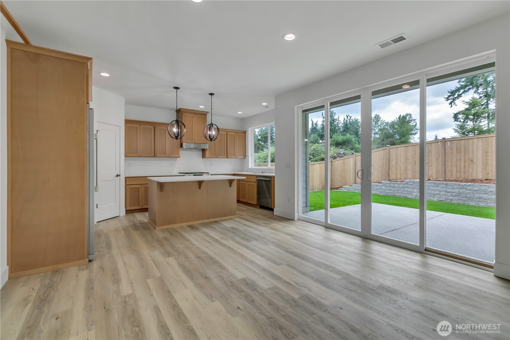 16216 76th Avenue Ct E, Puyallup, WA 98375