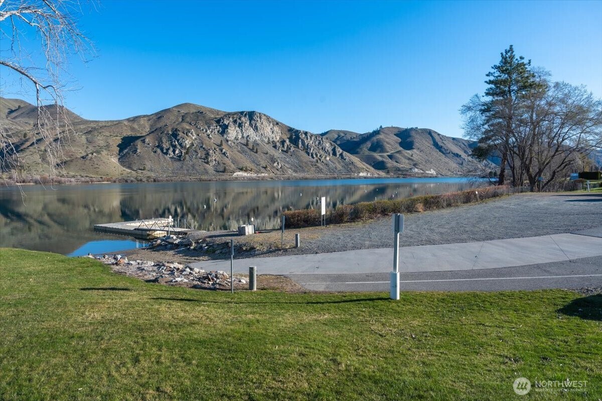 105 Crestview Drive , Orondo, WA 98843