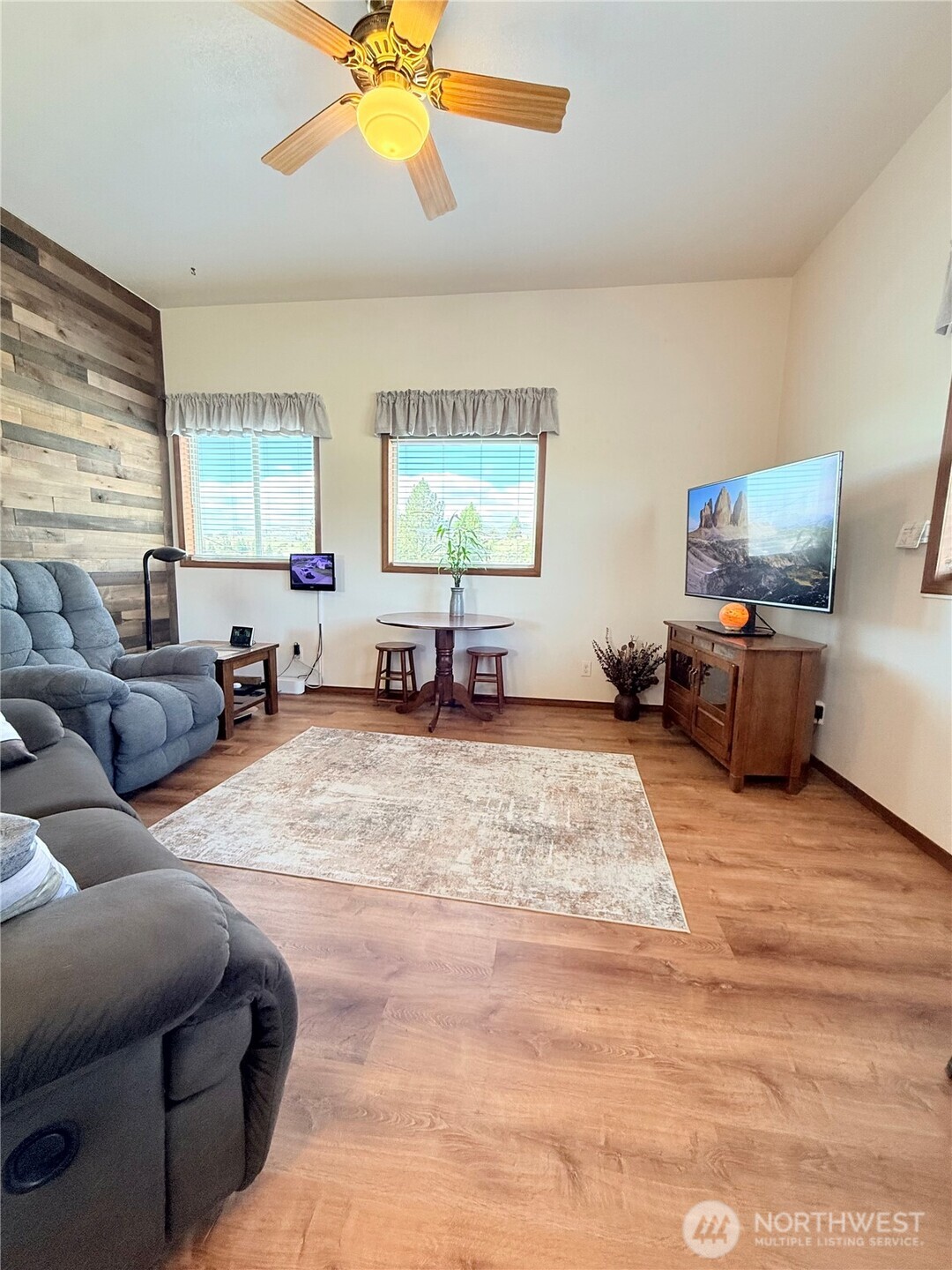 63 Shumway , Omak, WA 98841