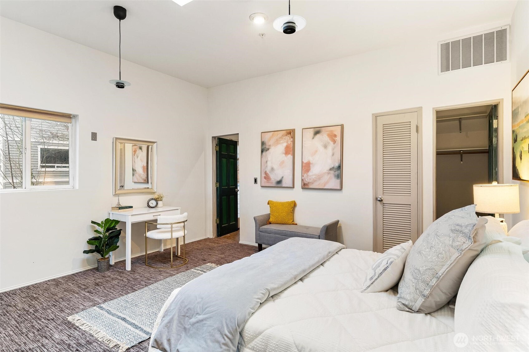 11804 90th Avenue NE, Kirkland, WA 98034