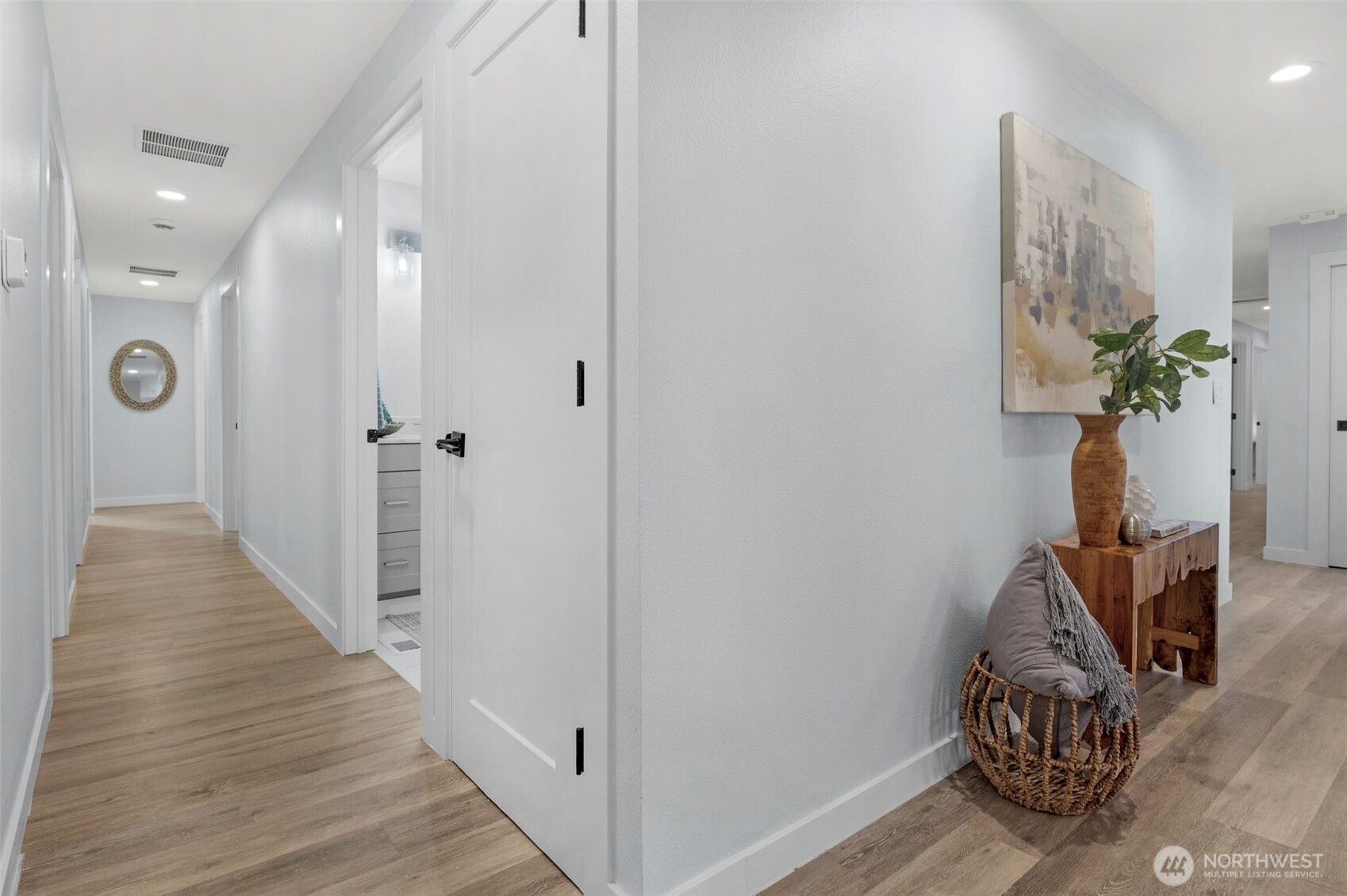 2402 Larlin Drive , Everett, WA 98203