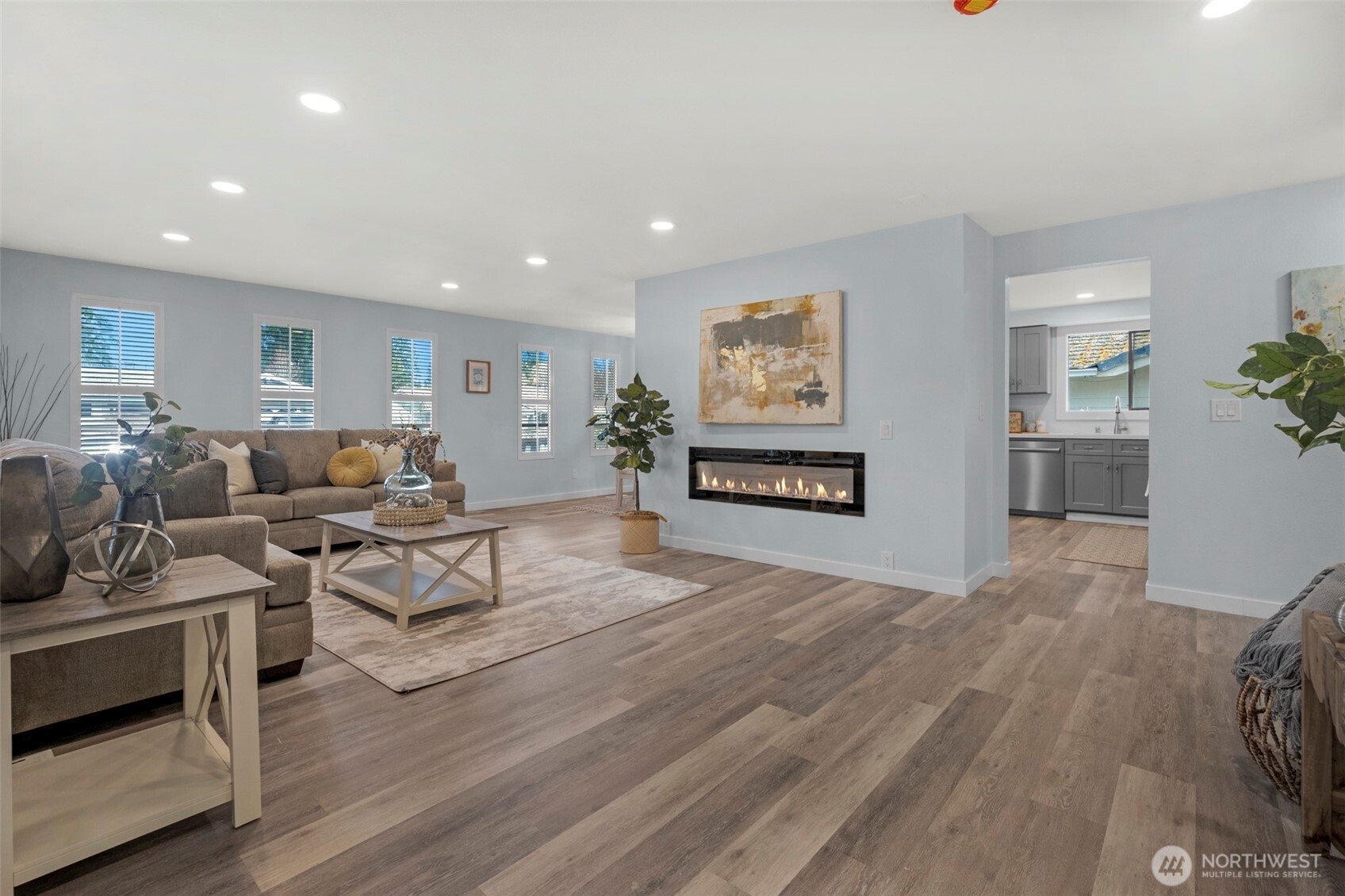 2402 Larlin Drive , Everett, WA 98203