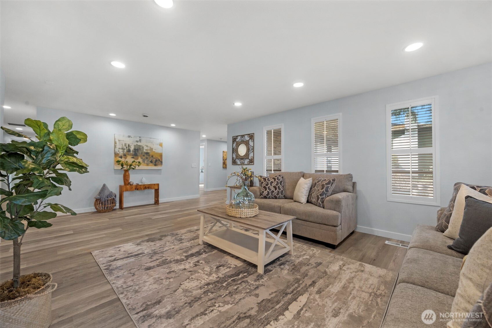 2402 Larlin Drive , Everett, WA 98203