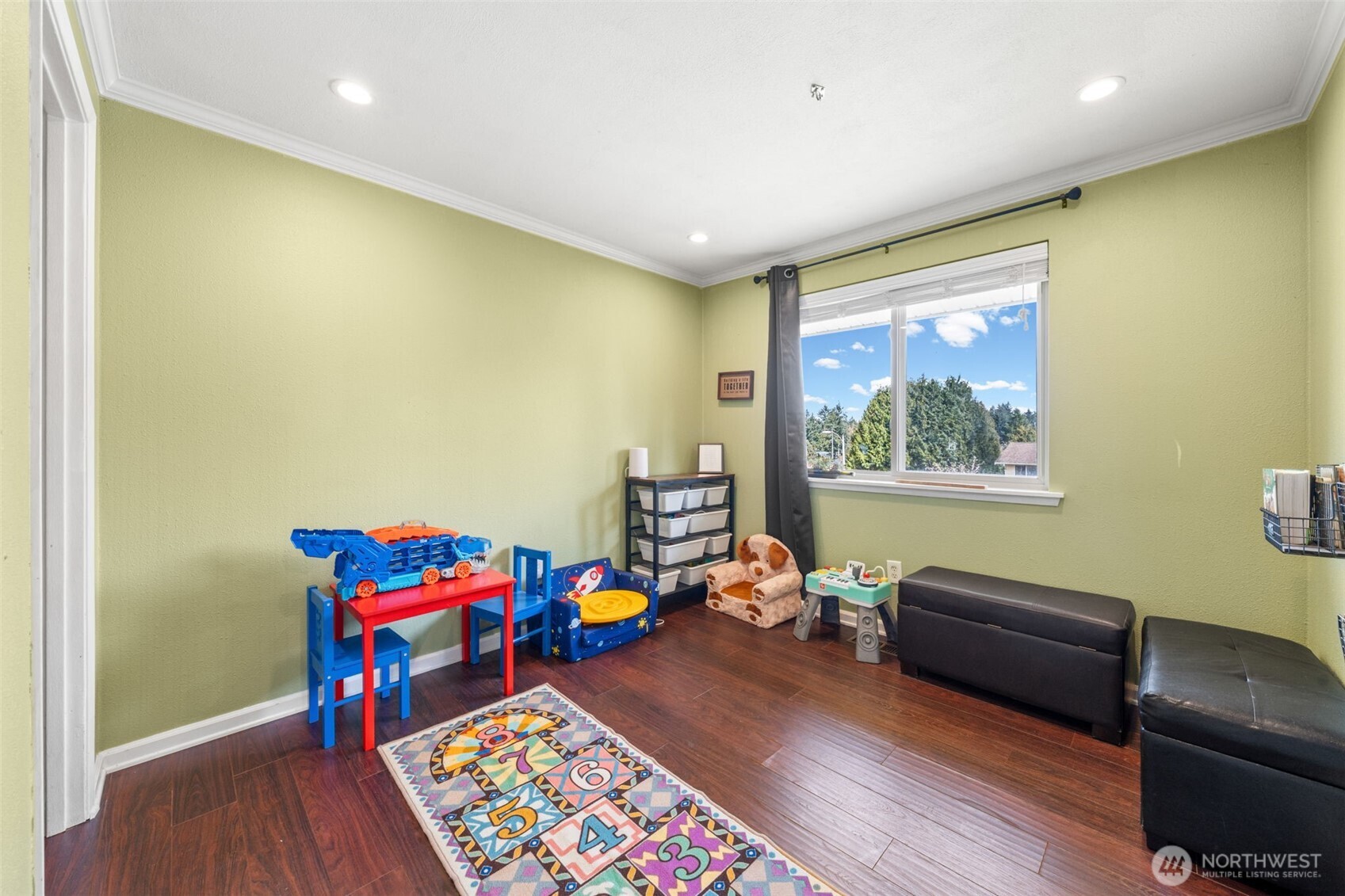 32719 40th Avenue SW, Federal Way, WA 98023-2660