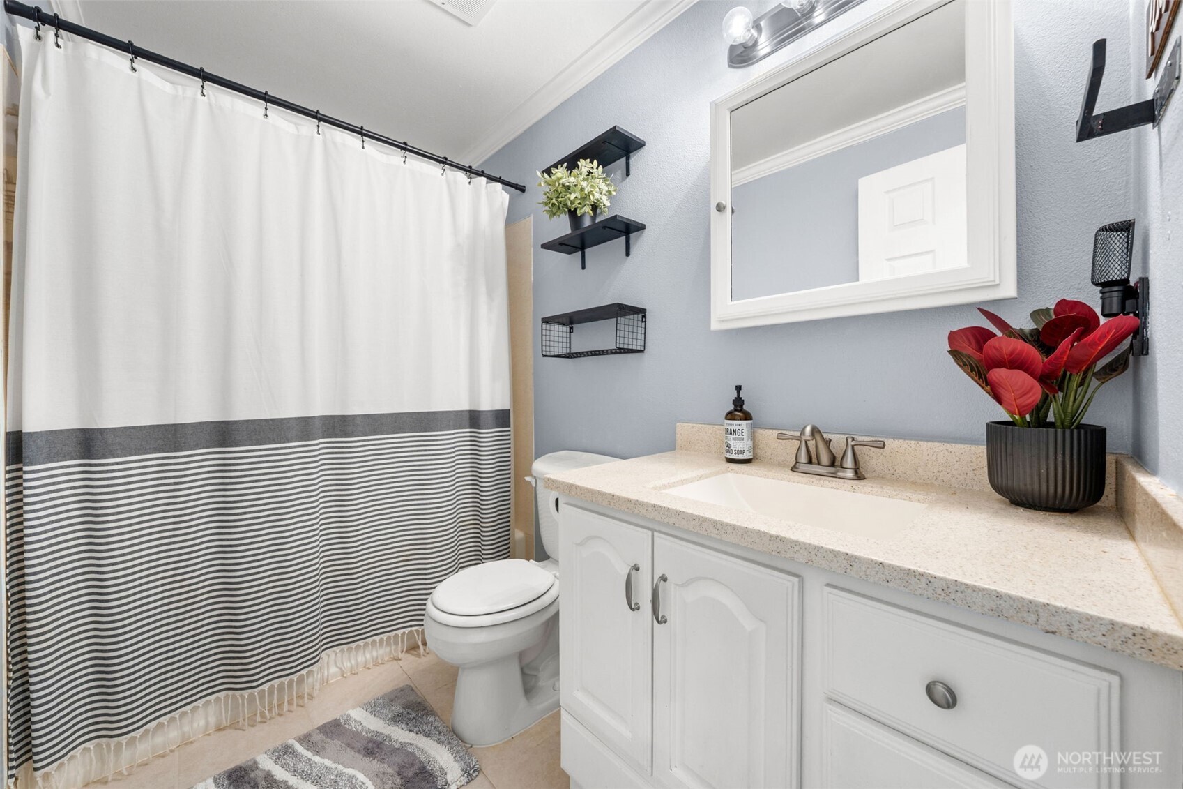 32719 40th Avenue SW, Federal Way, WA 98023-2660