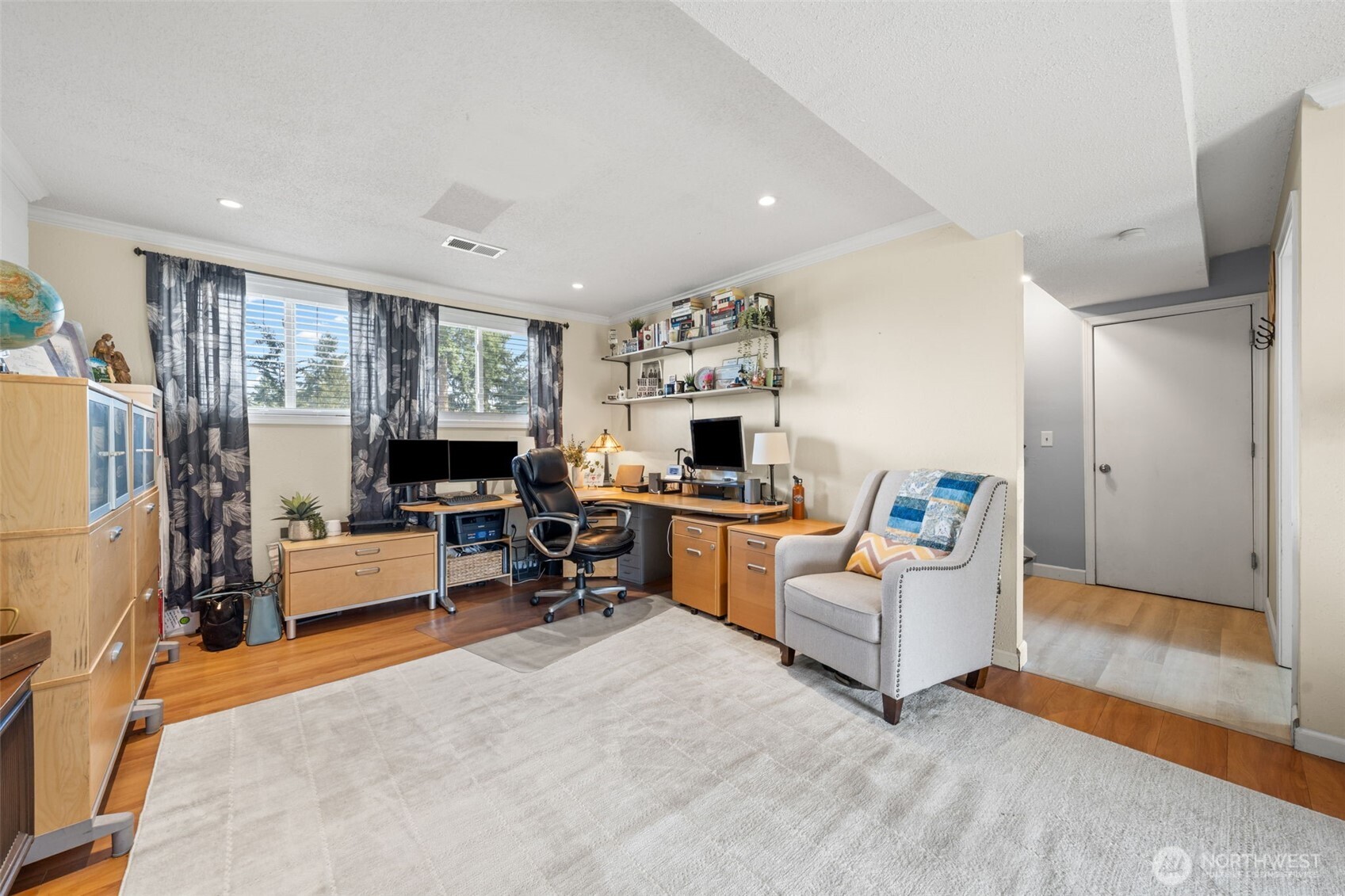 32719 40th Avenue SW, Federal Way, WA 98023-2660