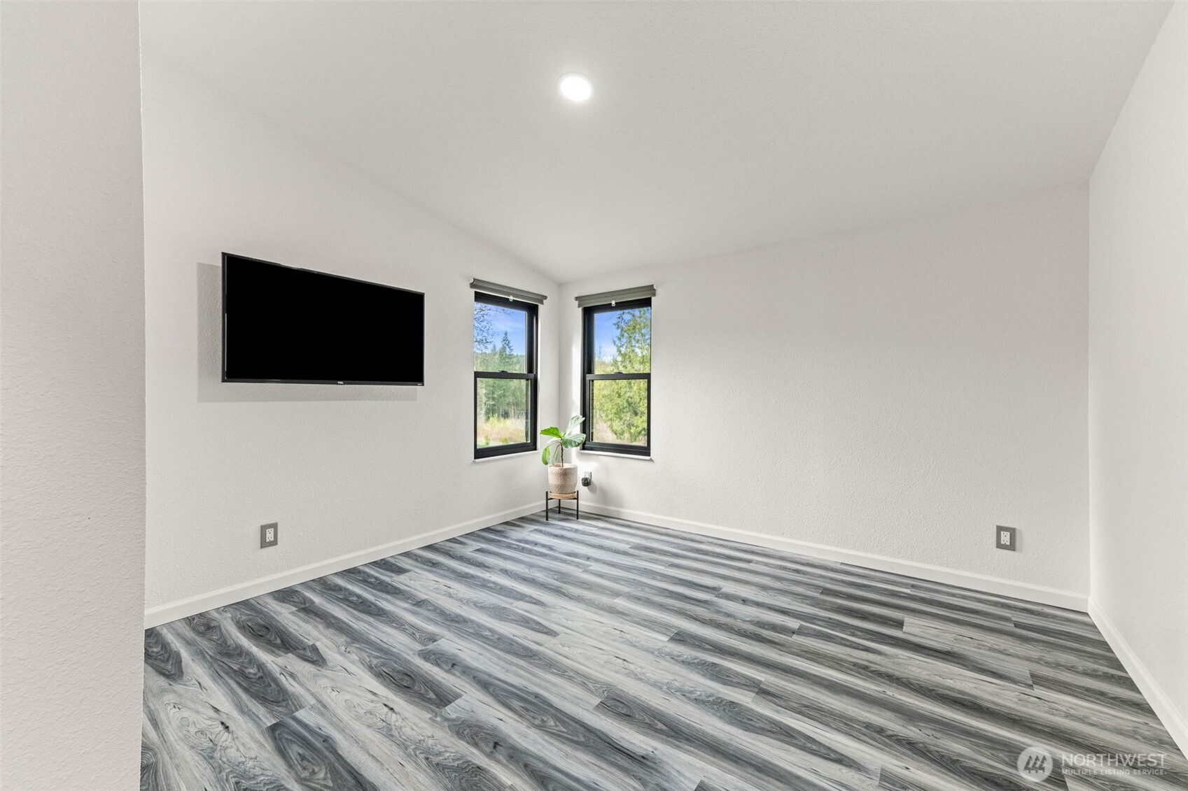 19536 Abbey Lane SE, Bucoda, WA 98530