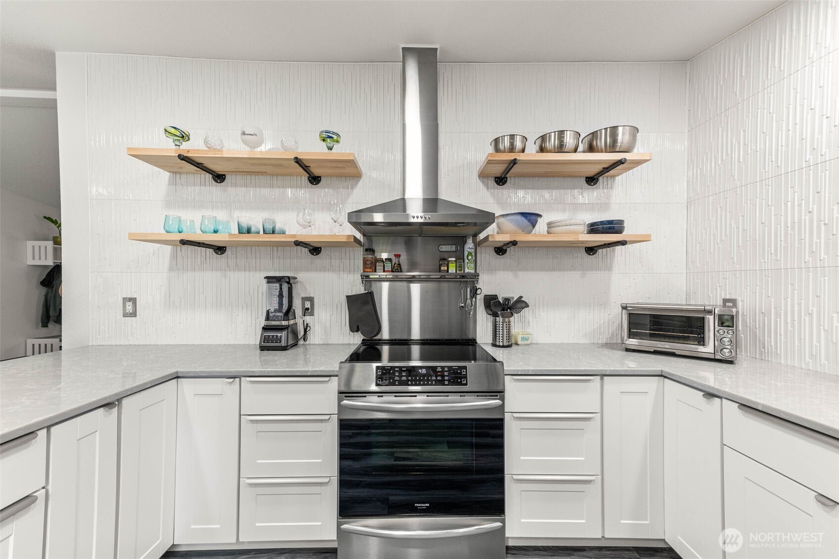 19536 Abbey Lane SE, Bucoda, WA 98530