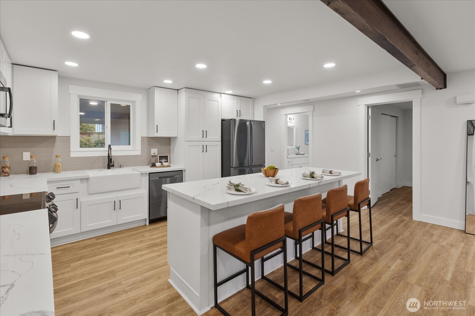 3809 NE 105th Street , Seattle, WA 98125-7923