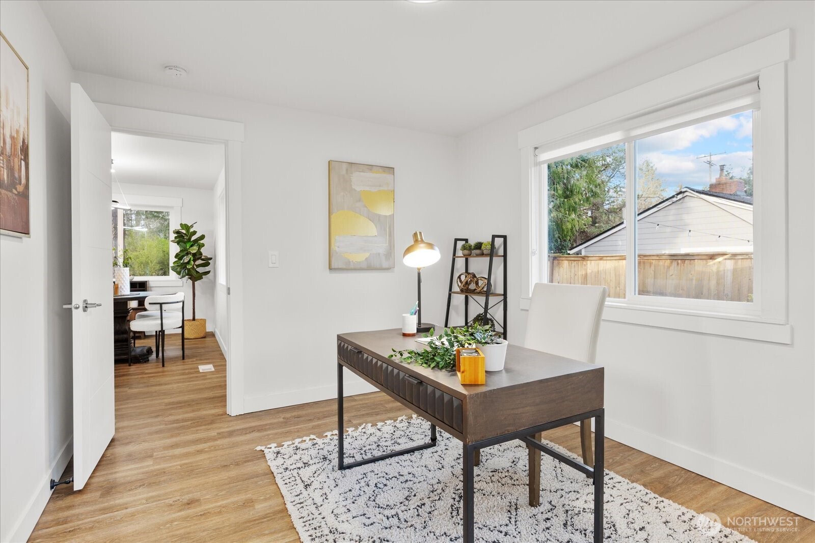 3809 NE 105th Street , Seattle, WA 98125-7923