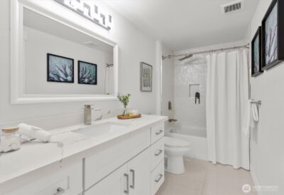 3809 NE 105th Street , Seattle, WA 98125-7923 - Photo 25