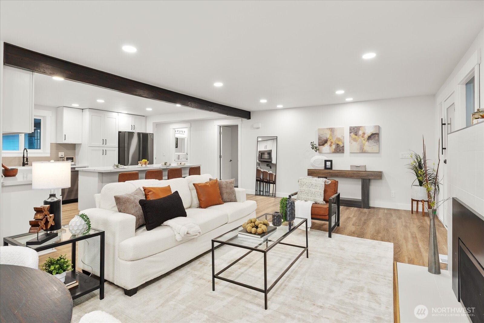 3809 NE 105th Street , Seattle, WA 98125-7923