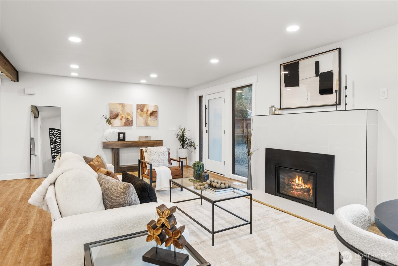 3809 NE 105th Street , Seattle, WA 98125-7923