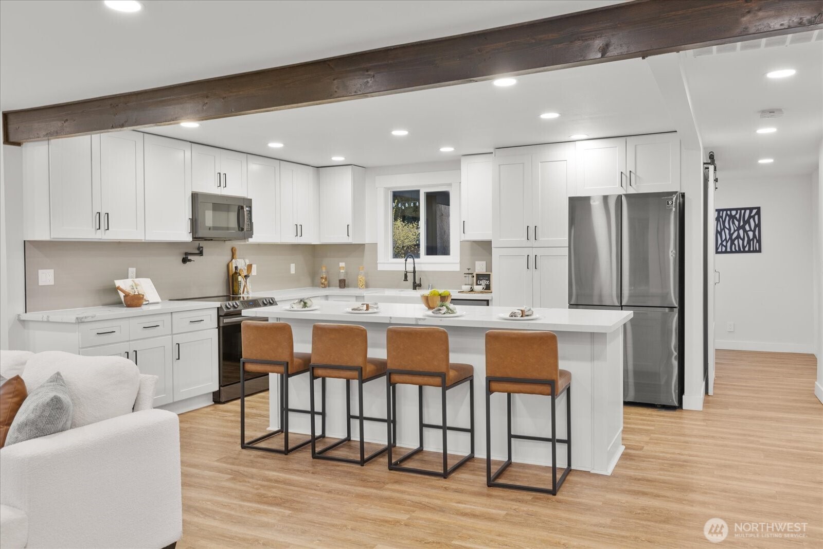 3809 NE 105th Street , Seattle, WA 98125-7923