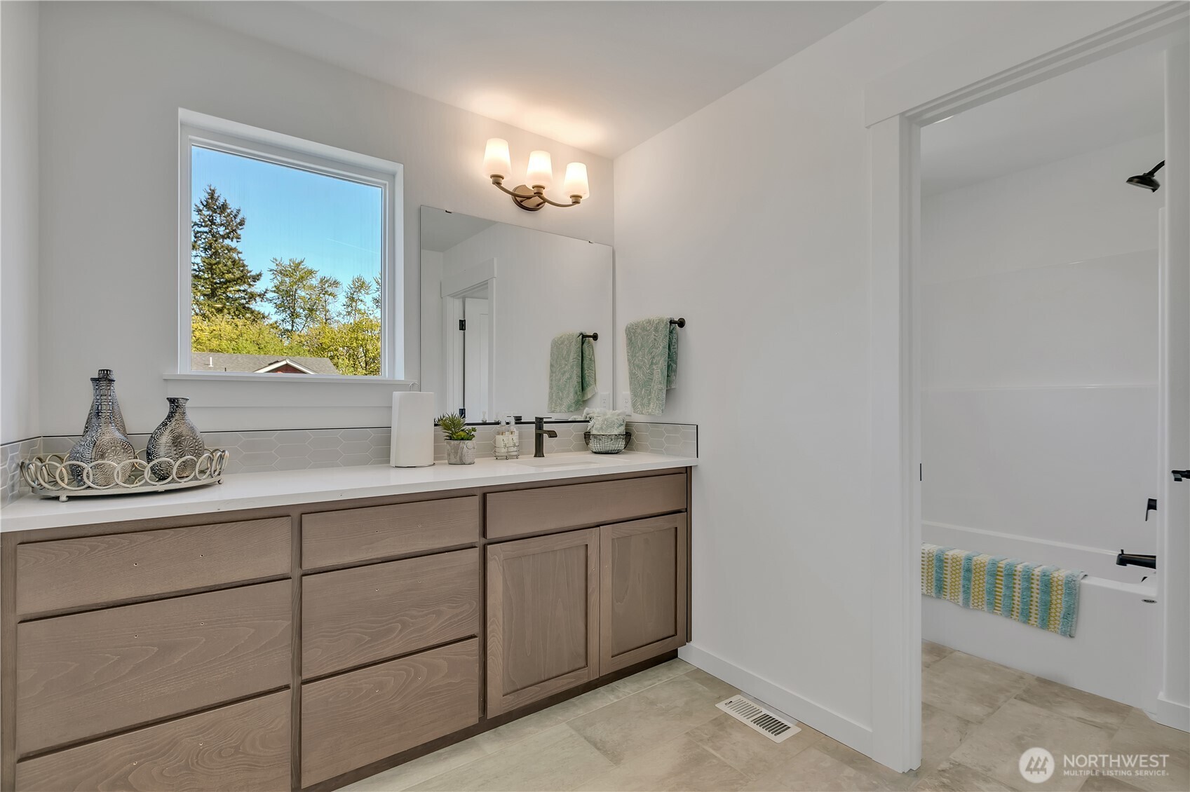 16212 76th Avenue Ct E, Puyallup, WA 98375