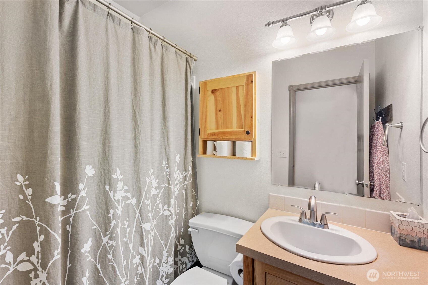 1604 Tara Court , Kelso, WA 98626