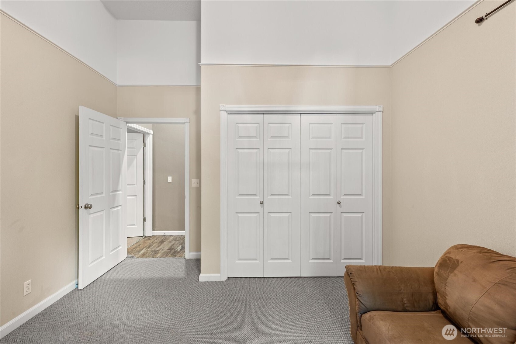 1604 Tara Court , Kelso, WA 98626