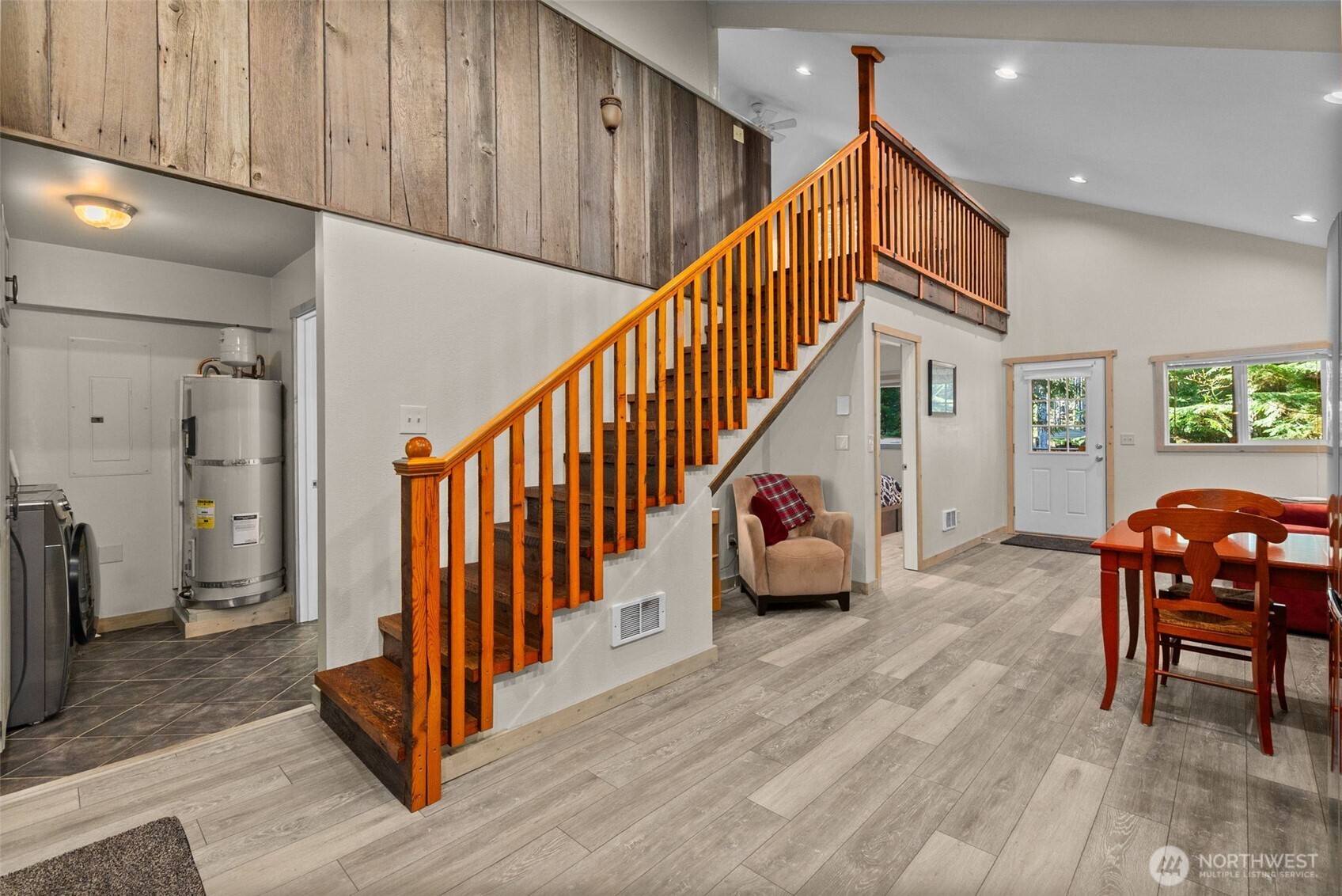 132 N Kokanee Cove Way , Hoodsport, WA 98548