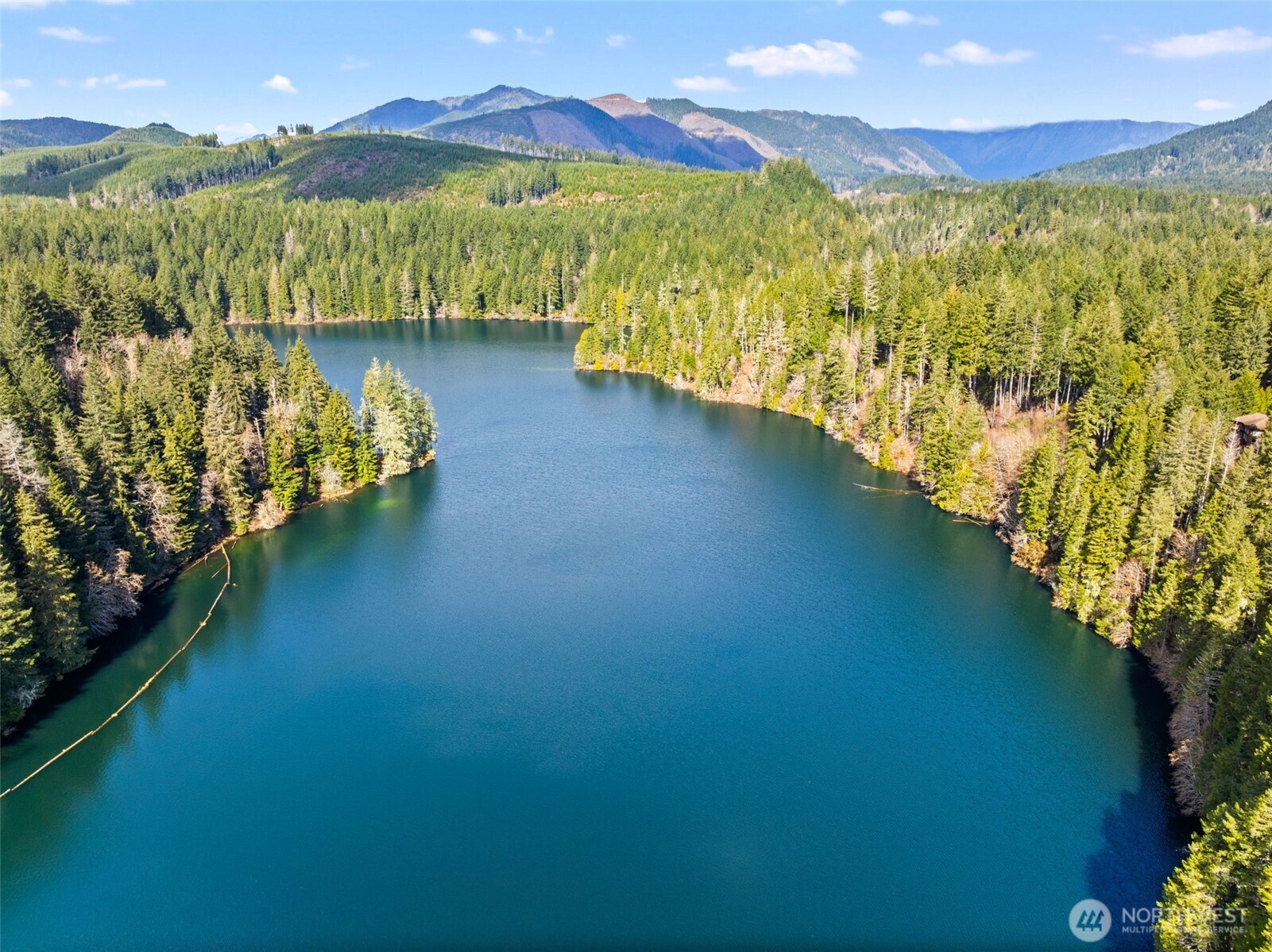 132 N Kokanee Cove Way , Hoodsport, WA 98548