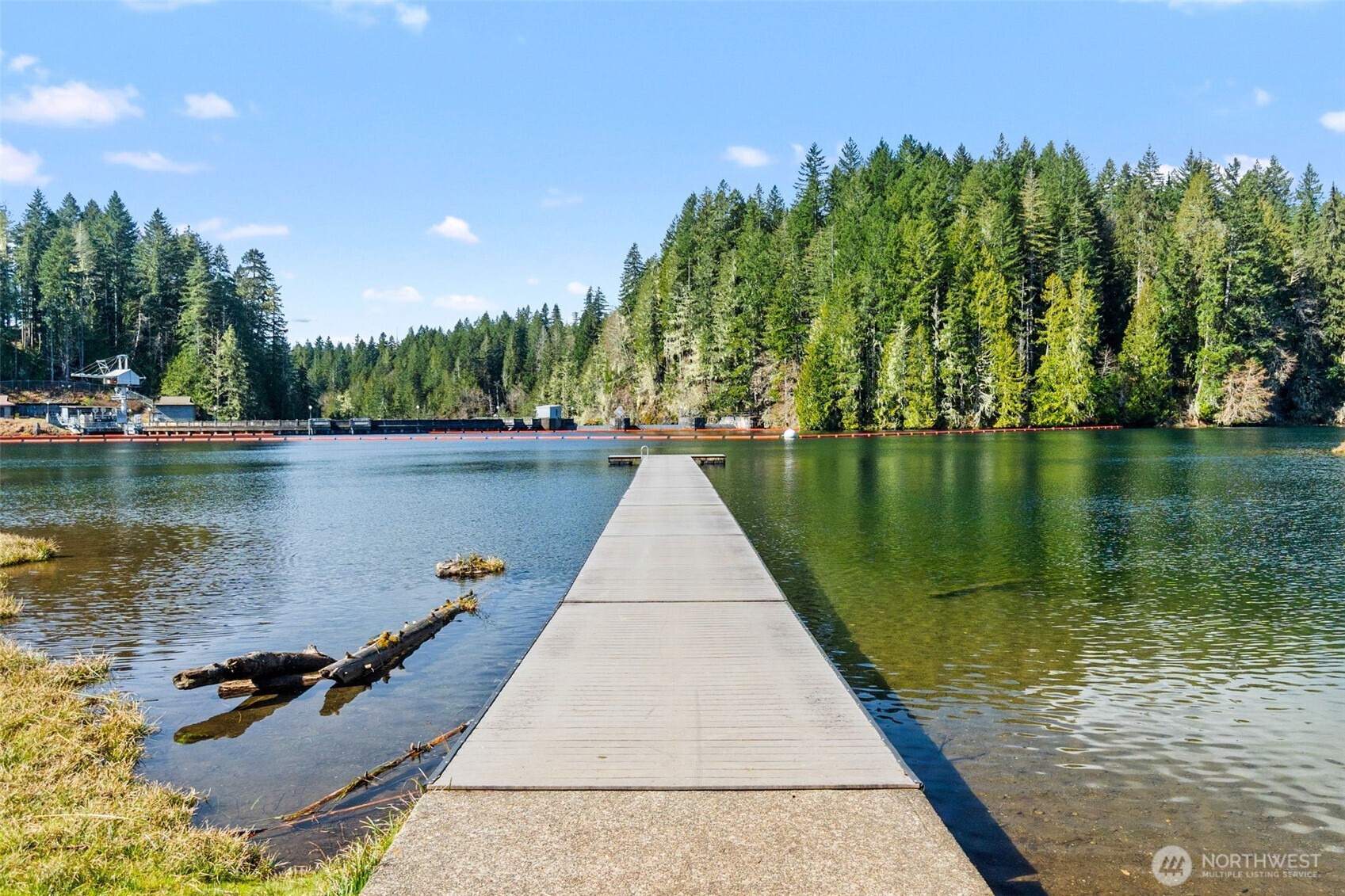 132 N Kokanee Cove Way , Hoodsport, WA 98548