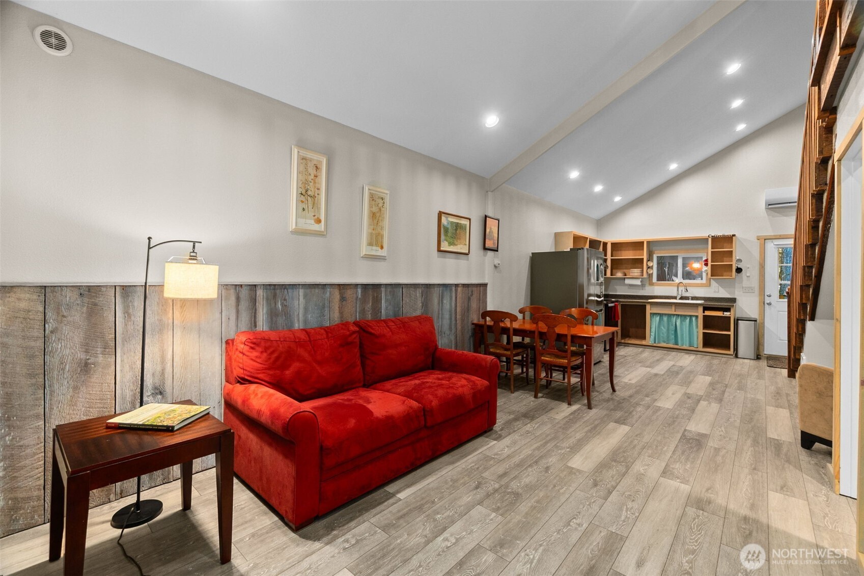 132 N Kokanee Cove Way , Hoodsport, WA 98548