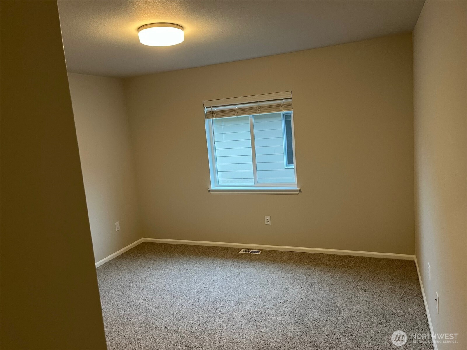 949 121st Ave SE , Lake Stevens, WA 98258