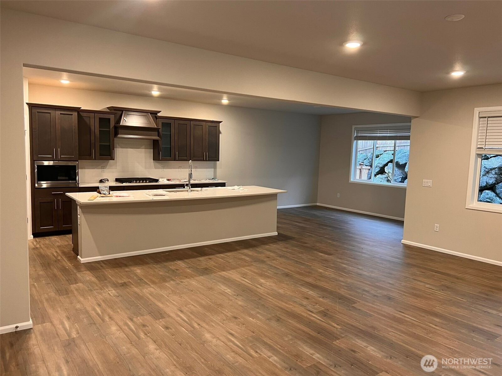 949 121st Ave SE , Lake Stevens, WA 98258