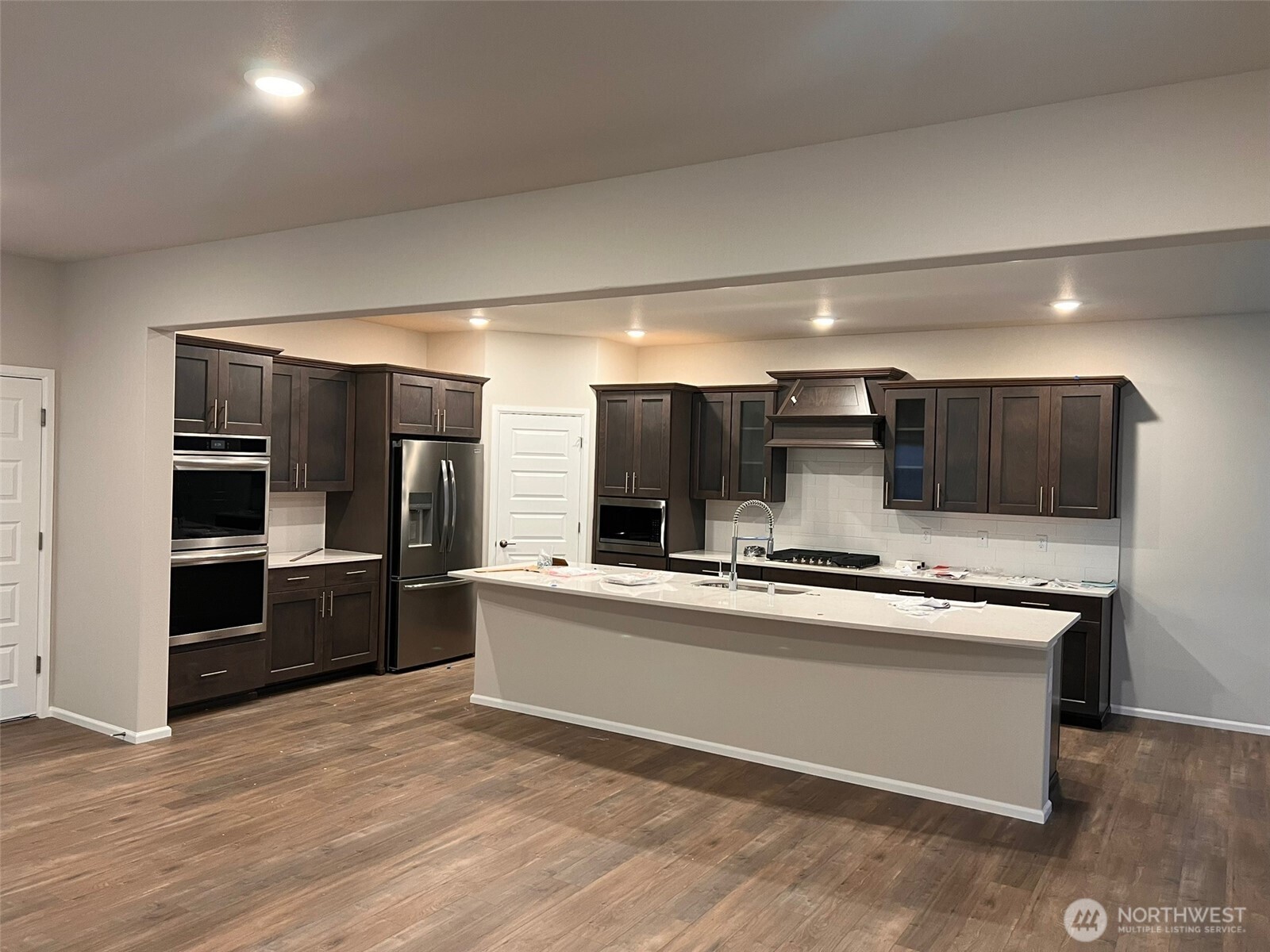 949 121st Ave SE , Lake Stevens, WA 98258